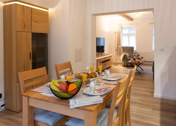 Lejlighed Fachwerkfeeling Im Gesamten Eg-hochwertig Neu Sanierte Im Heideviertel Perfekte Innenstadtlage Inklusive Parkplatz